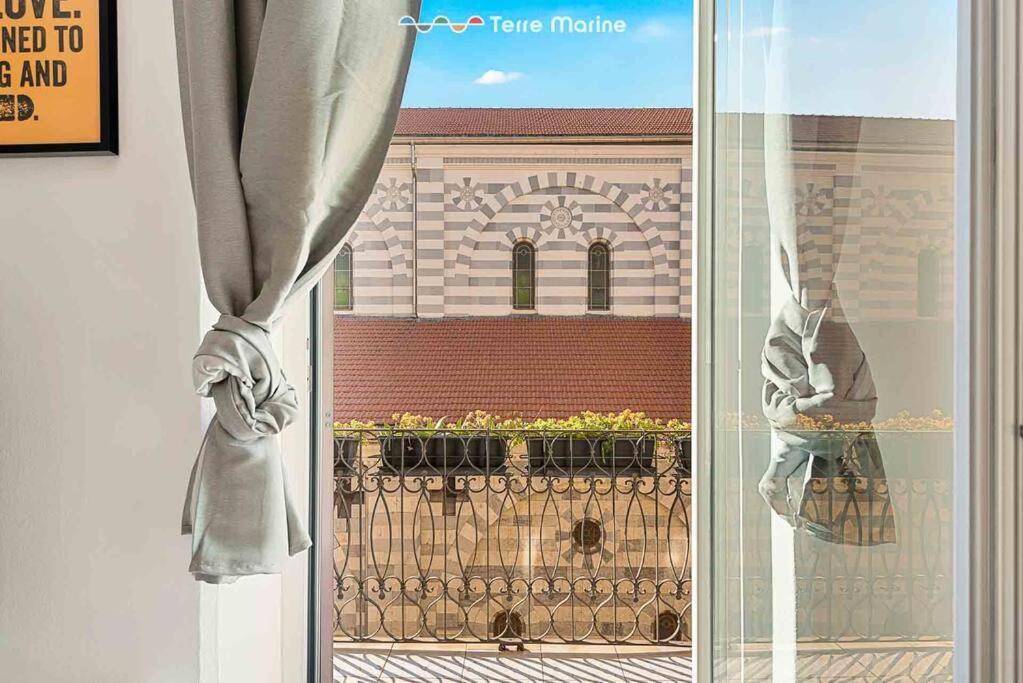 Graffiti House, Terre Marine Apartment ลาสเปเซีย ภายนอก รูปภาพ
