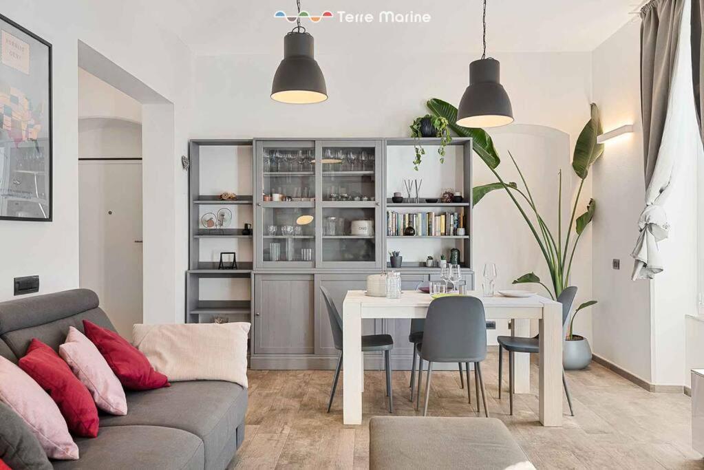 Graffiti House, Terre Marine Apartment ลาสเปเซีย ภายนอก รูปภาพ